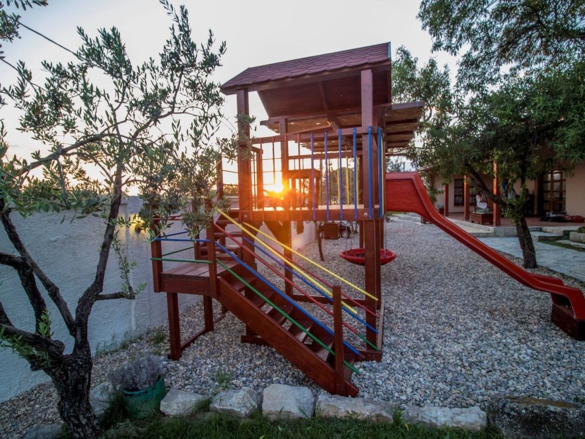 Villa Ni-Sa mit Privatpool für 11 Personen-Drinnen