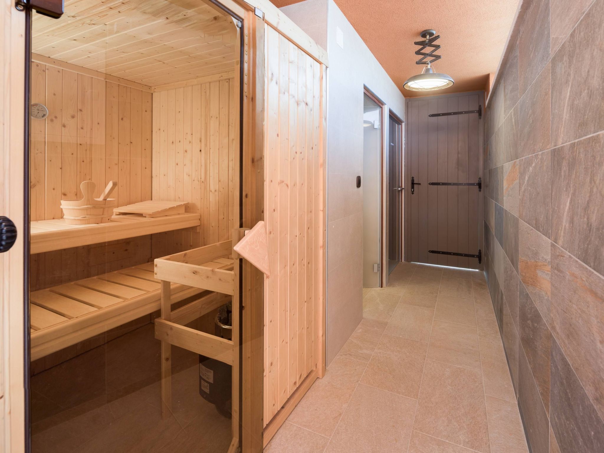 Die Höfe der Villa Ivan