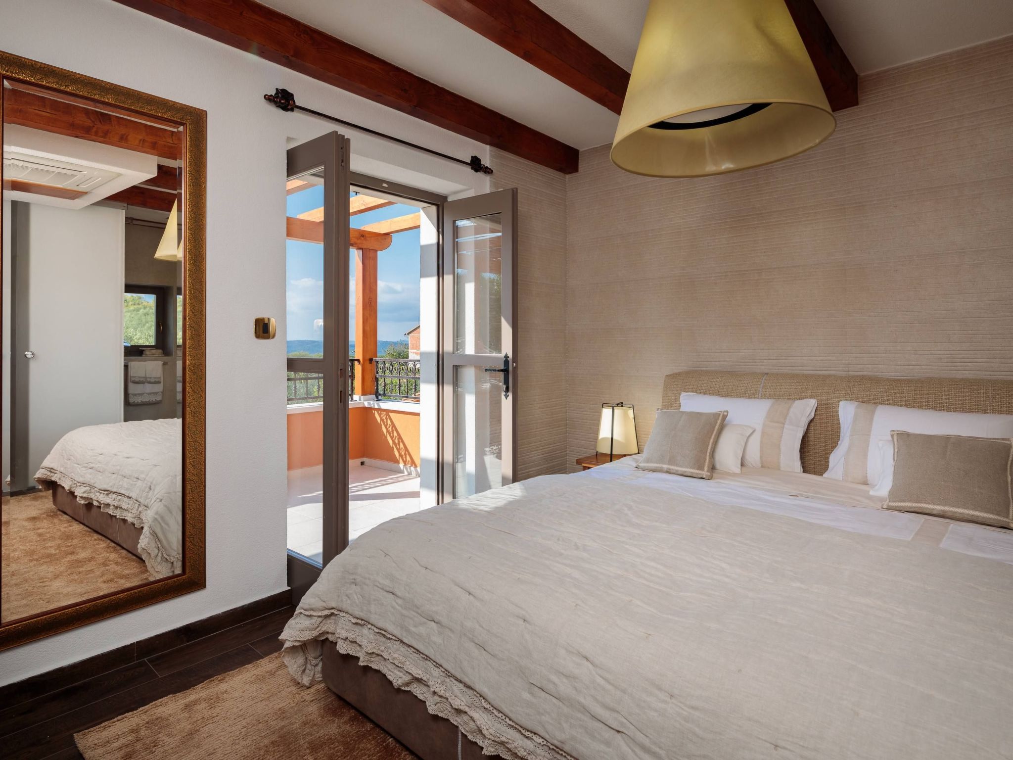 Die Höfe der Villa Ivan-Image-tags.info