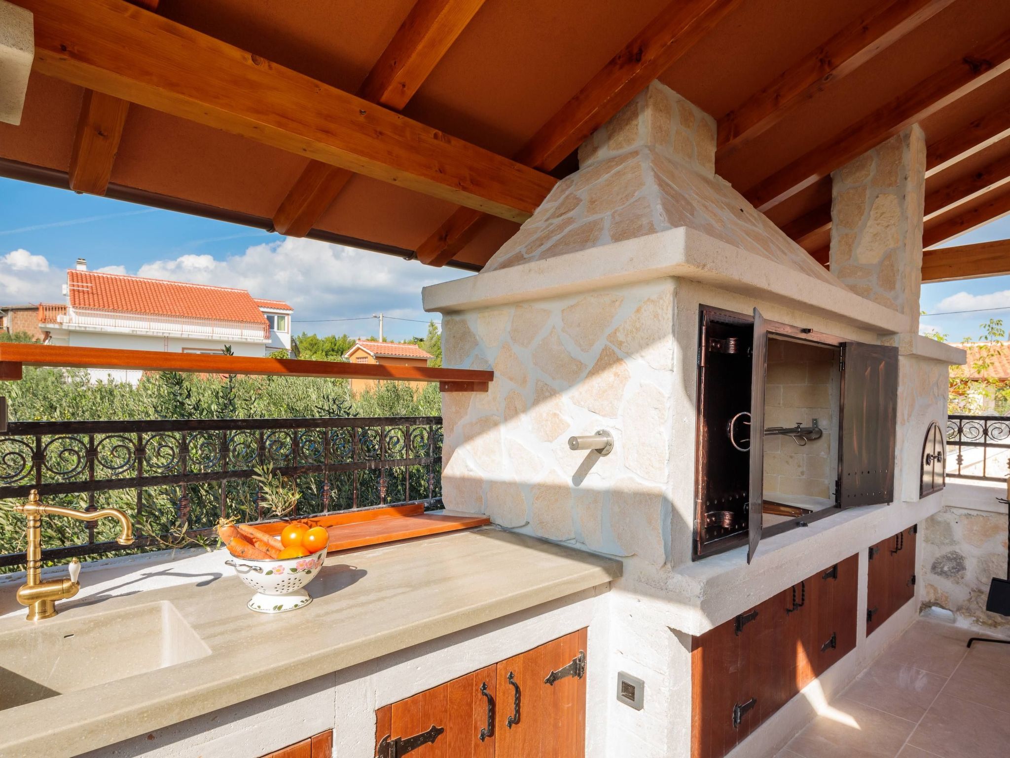 Die Höfe der Villa Ivan-Image-tags.info