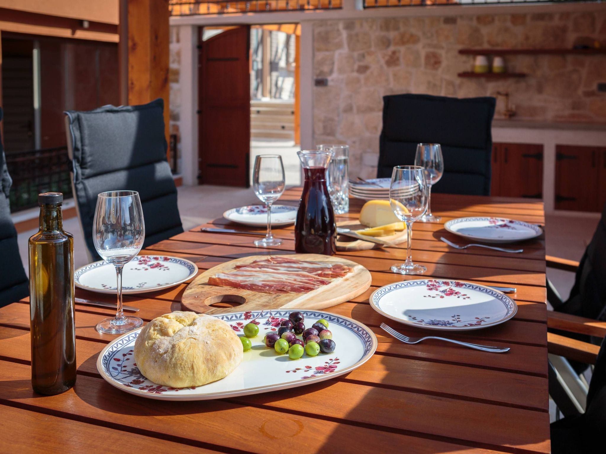 Die Höfe der Villa Ivan-Image-tags.info