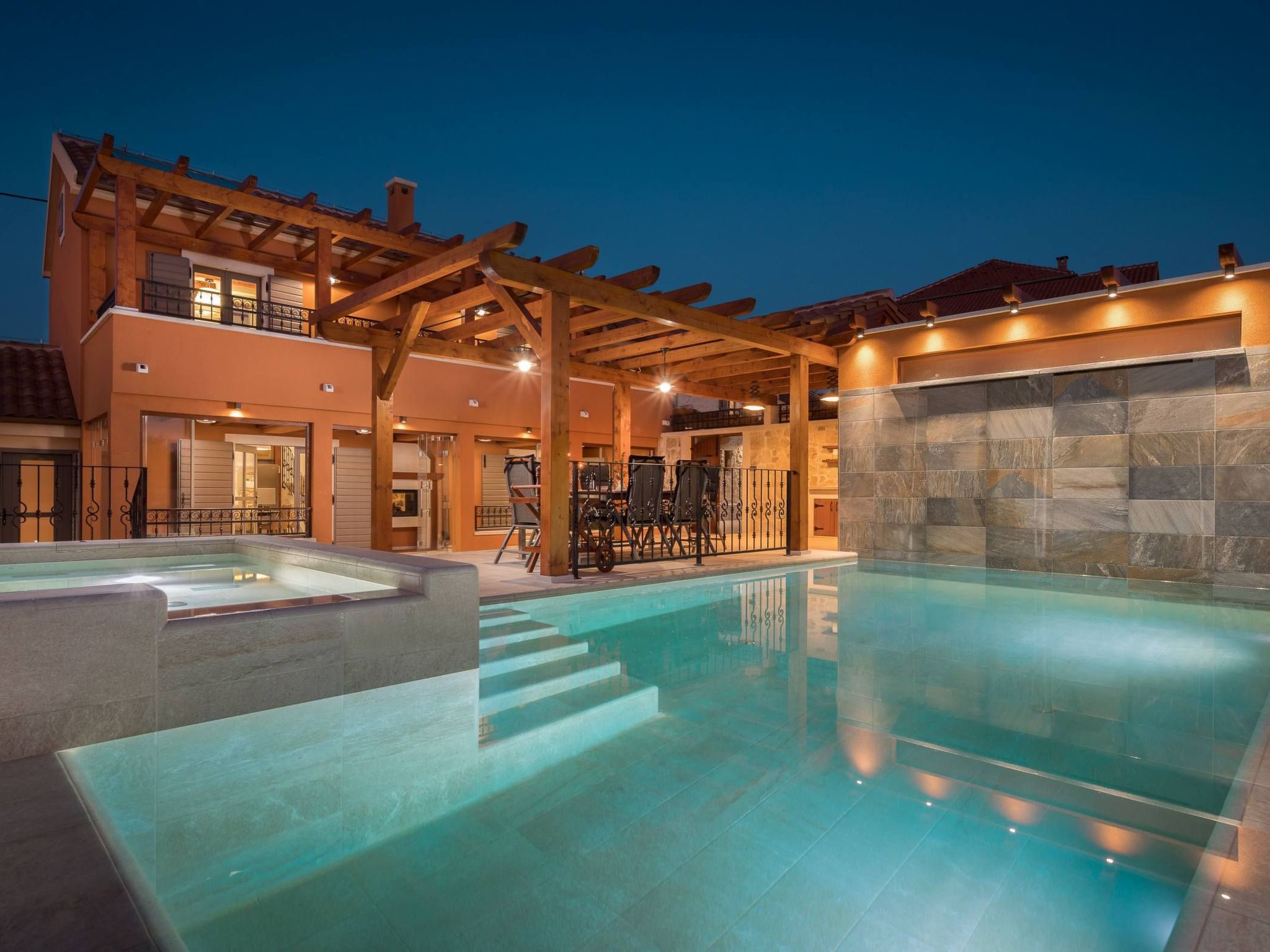 Die Höfe der Villa Ivan-Image-tags.info