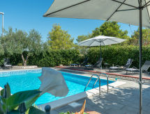 Vrijstaande woning Otavia met privézwembad bij Šibenik en Prokljansko meer - thumbnail 2