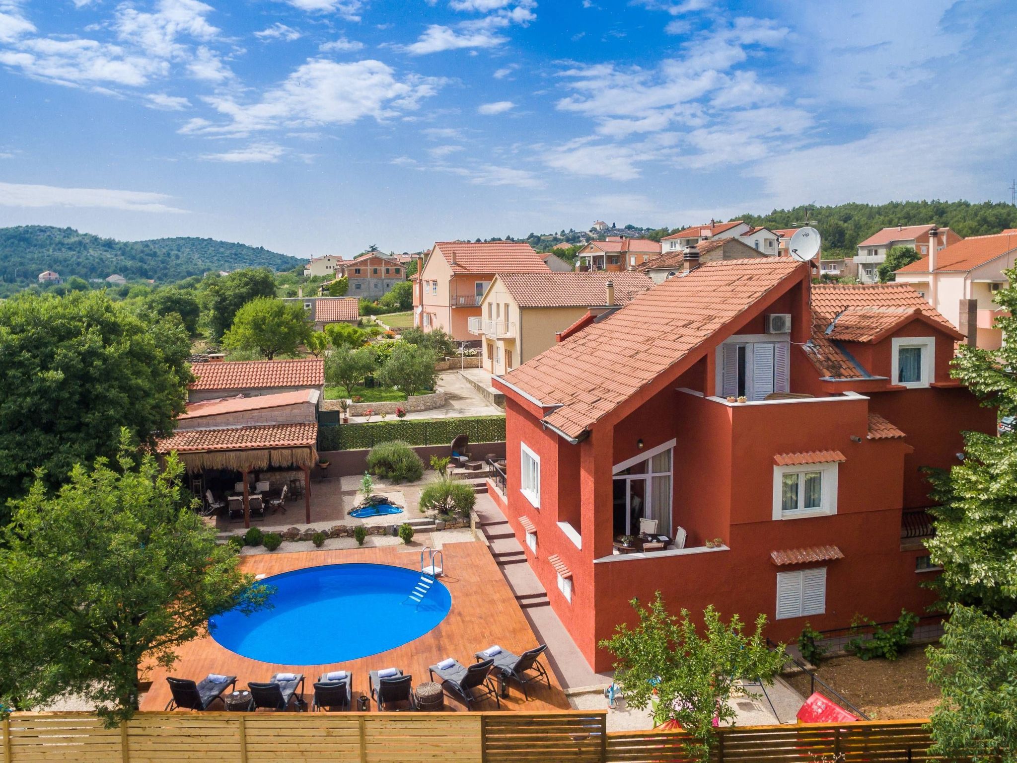 Providenca-Image-tags.info