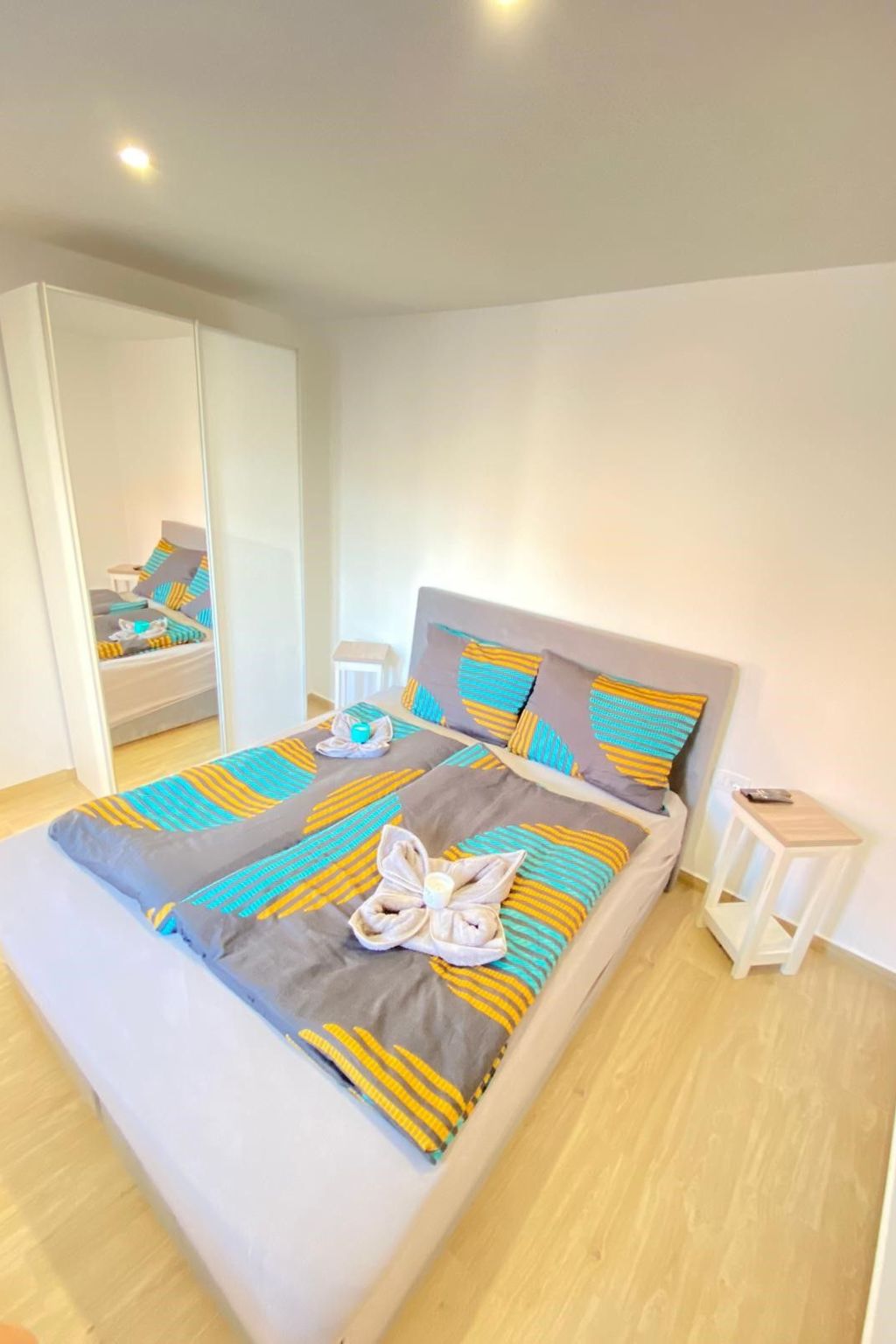 Modernes Ferienhaus mit eigenem Pool und Meerblick-Image-tags.info