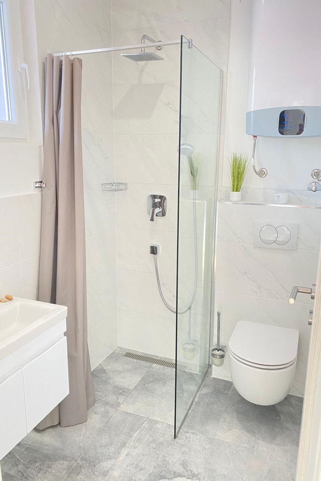 Modernes Ferienhaus mit eigenem Pool und Meerblick-Image-tags.info