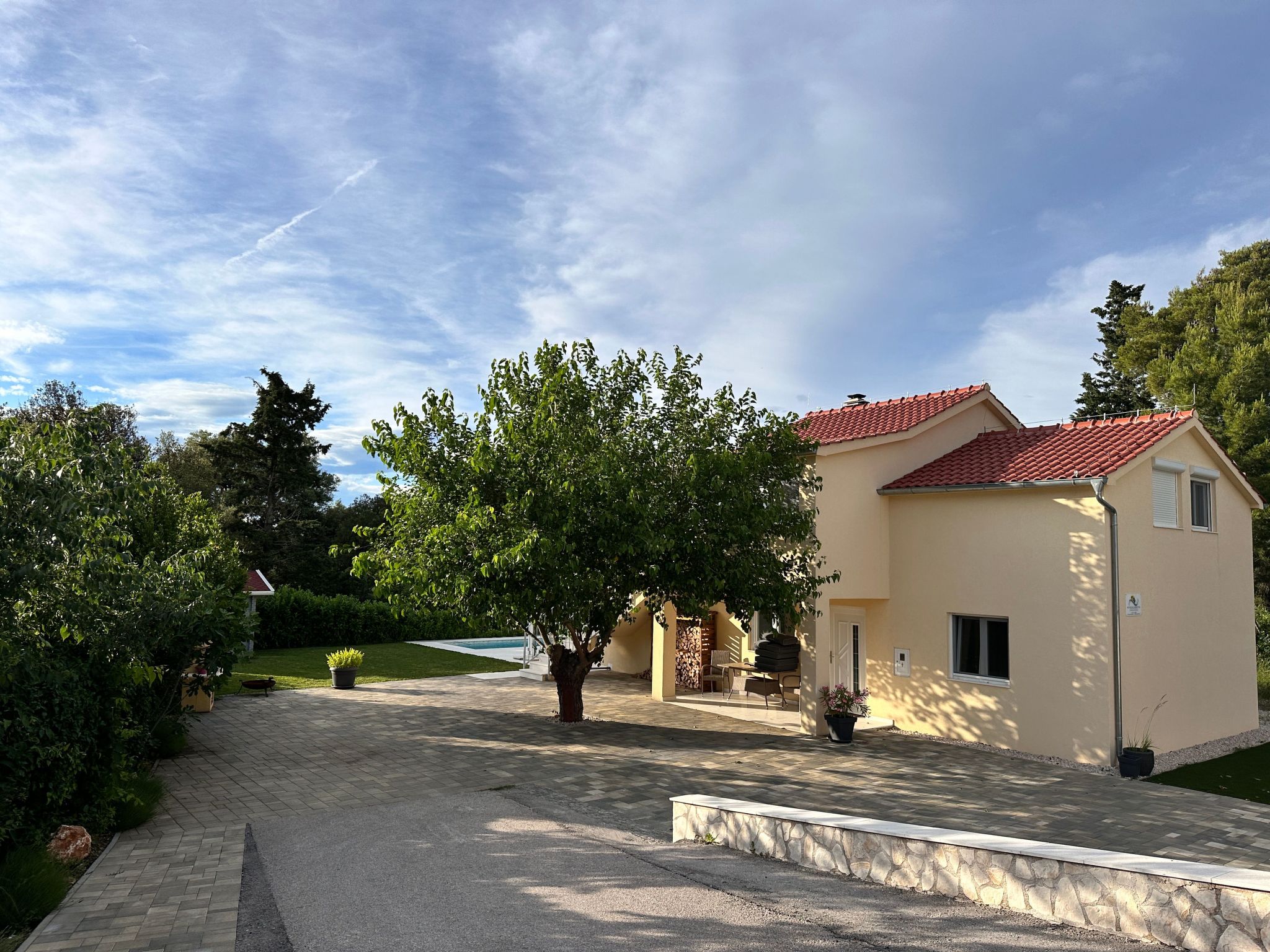 Appartment mit Pool-Binnen