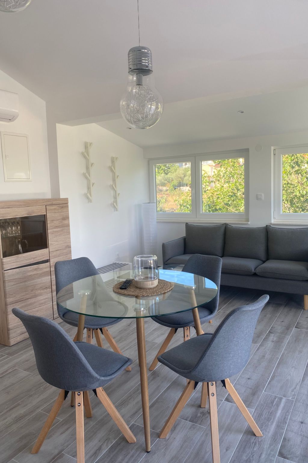 Appartment mit Pool-Binnen