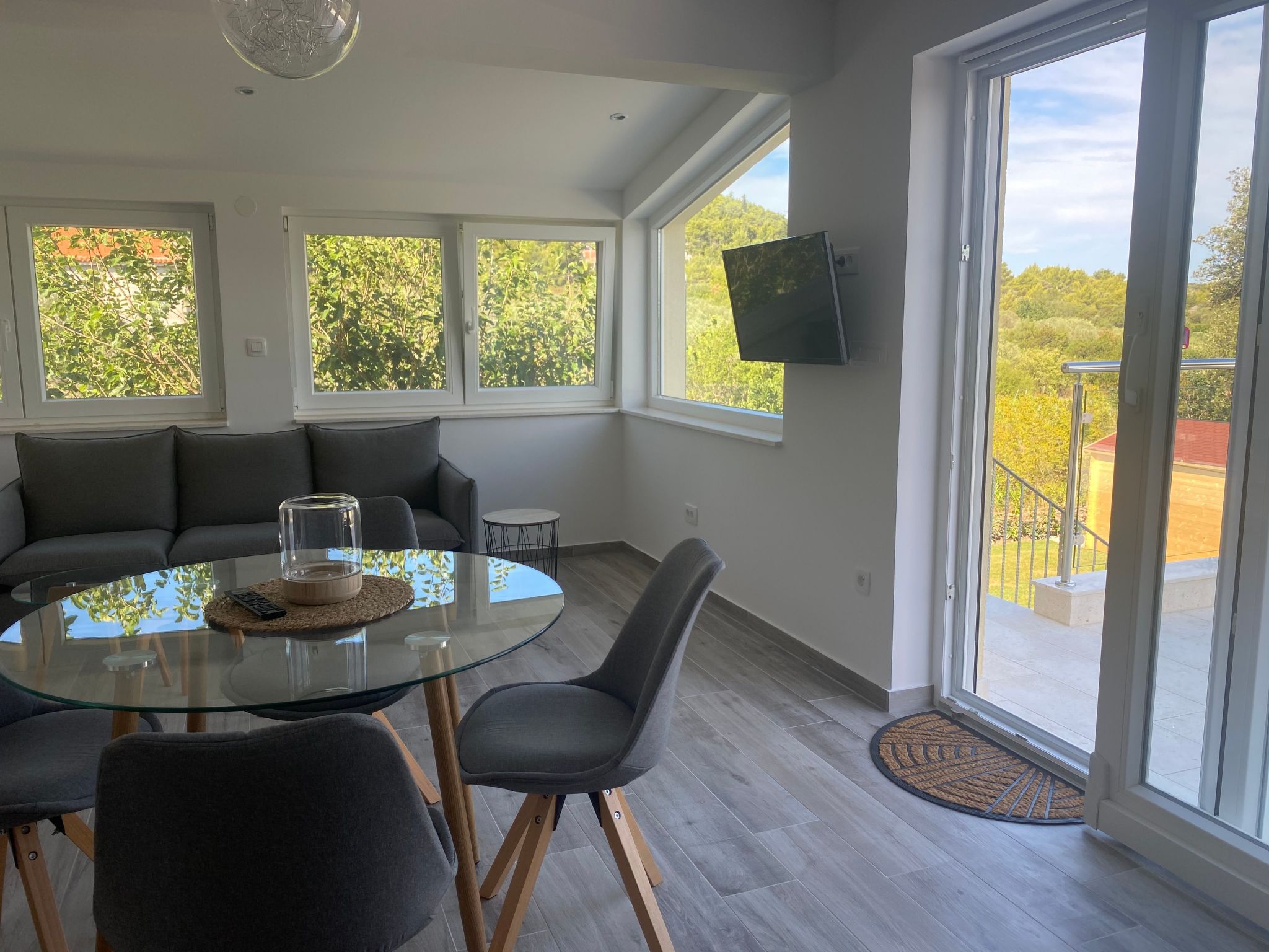 Appartment mit Pool-Binnen