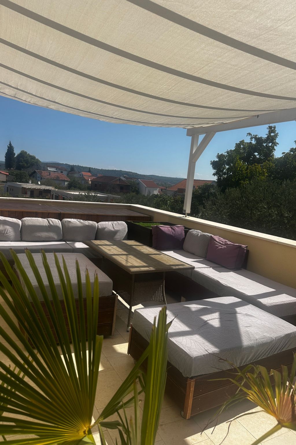 Großes Ferienhaus zur alleinigen Nutzung mit Pool-Binnen