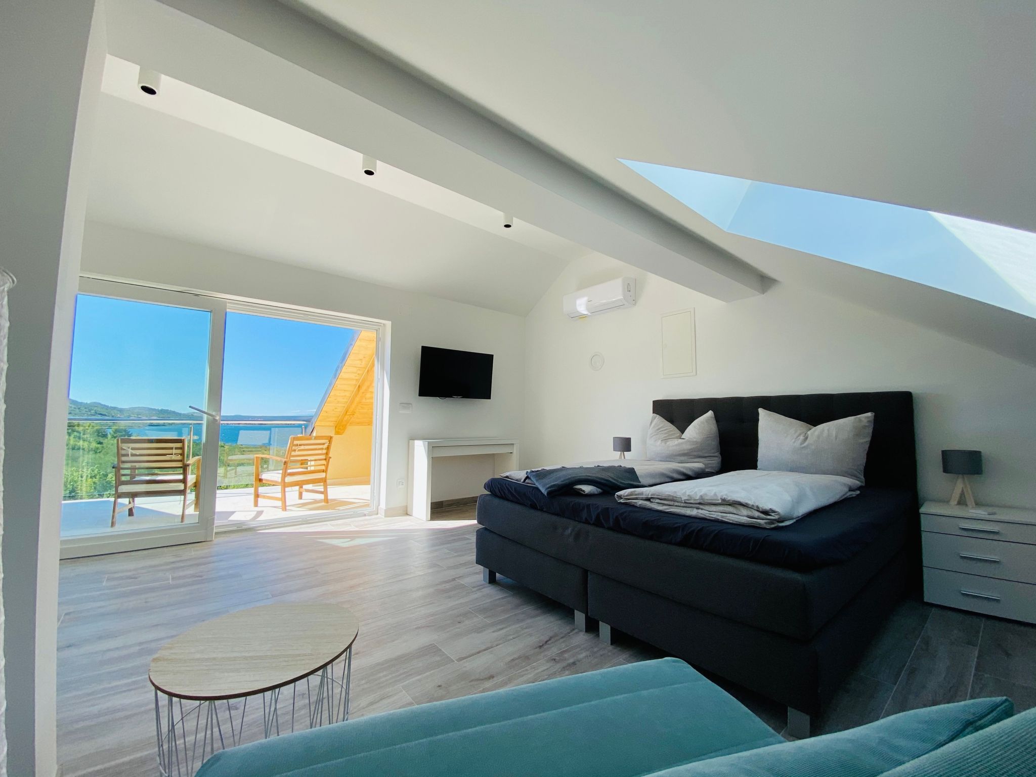 Großes Ferienhaus zur alleinigen Nutzung mit Pool-Binnen