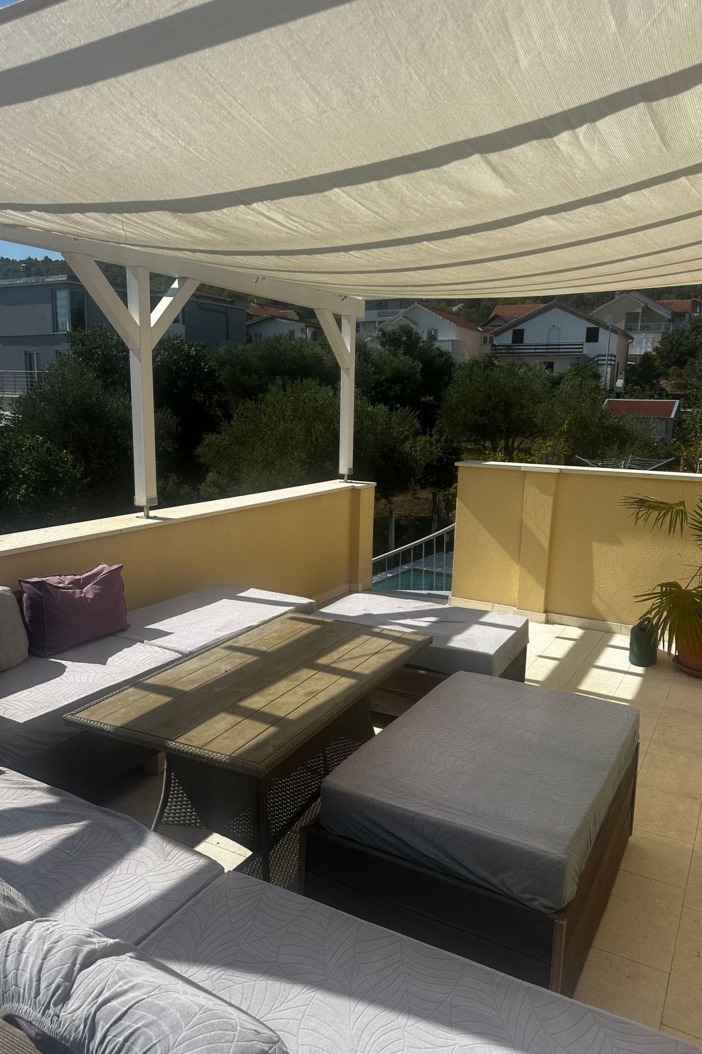 Großes Ferienhaus zur alleinigen Nutzung mit Pool-Binnen