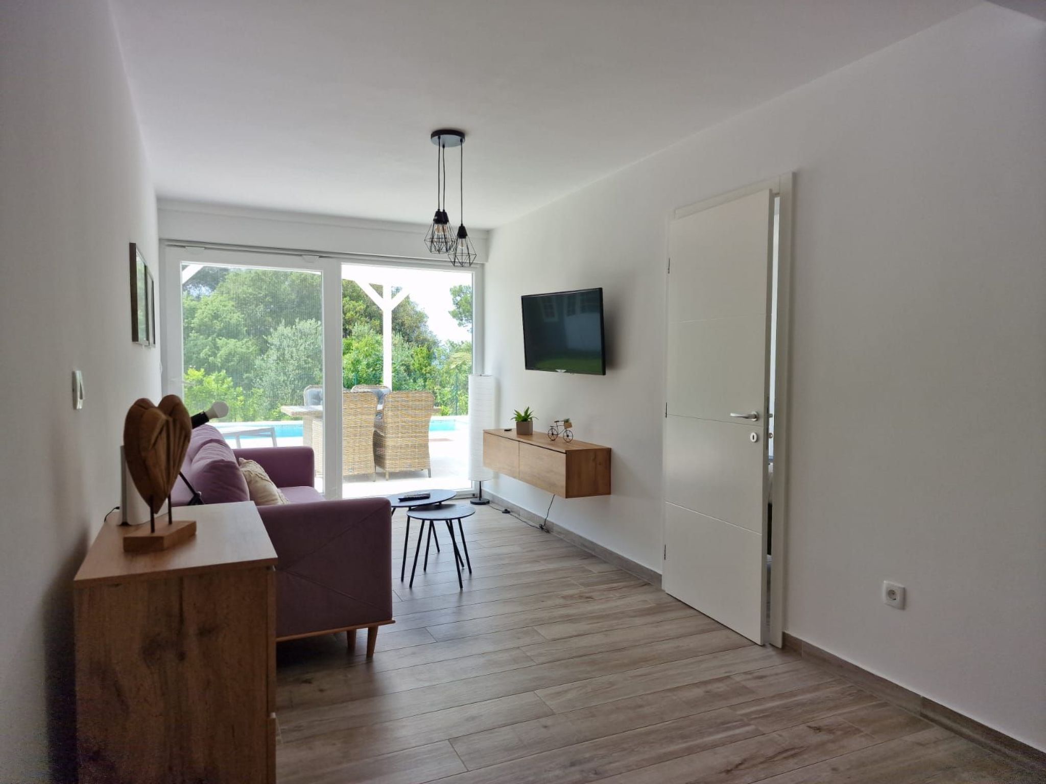 Großes Ferienhaus zur alleinigen Nutzung mit Pool-Binnen