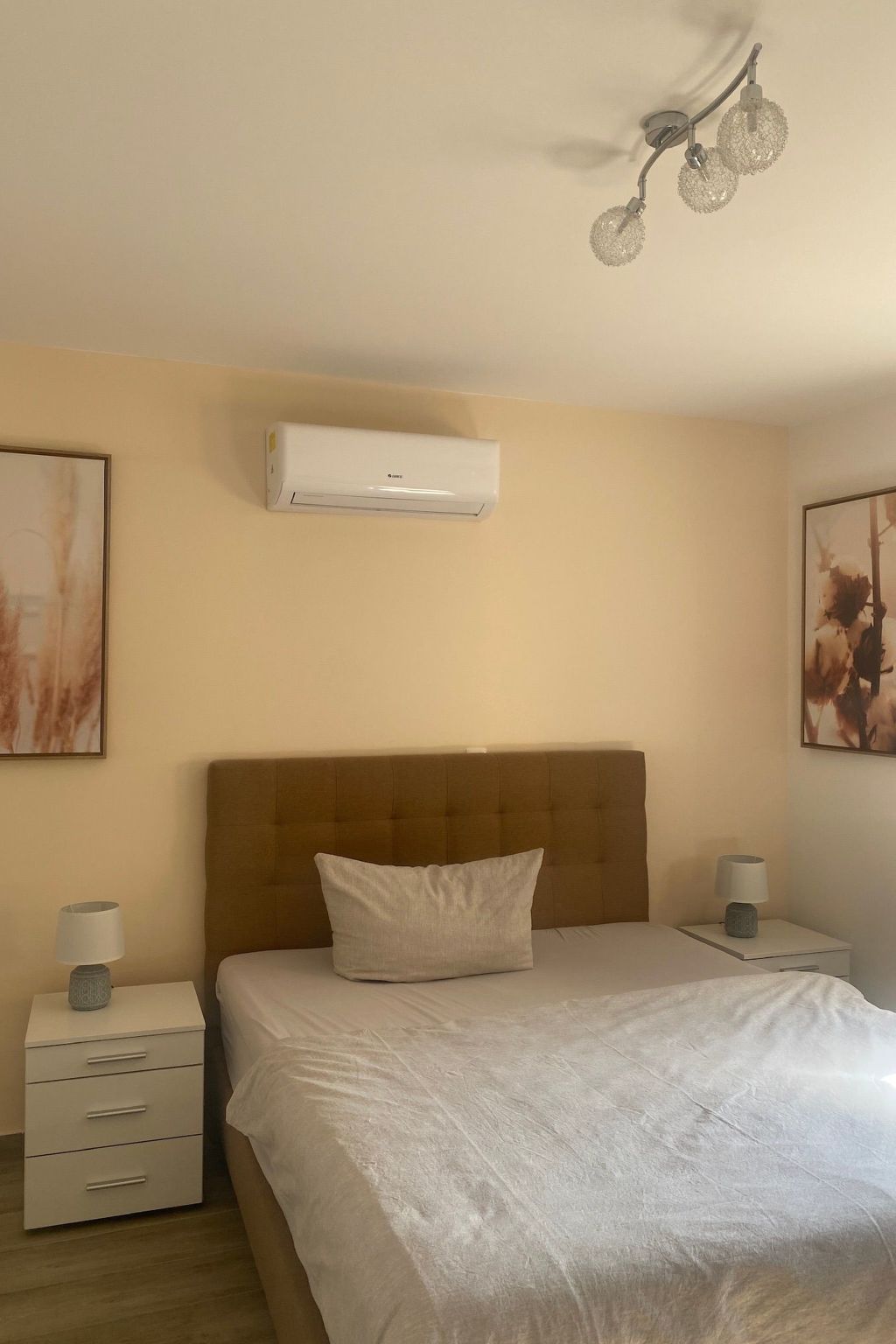 Großes Ferienhaus zur alleinigen Nutzung mit Pool-Binnen