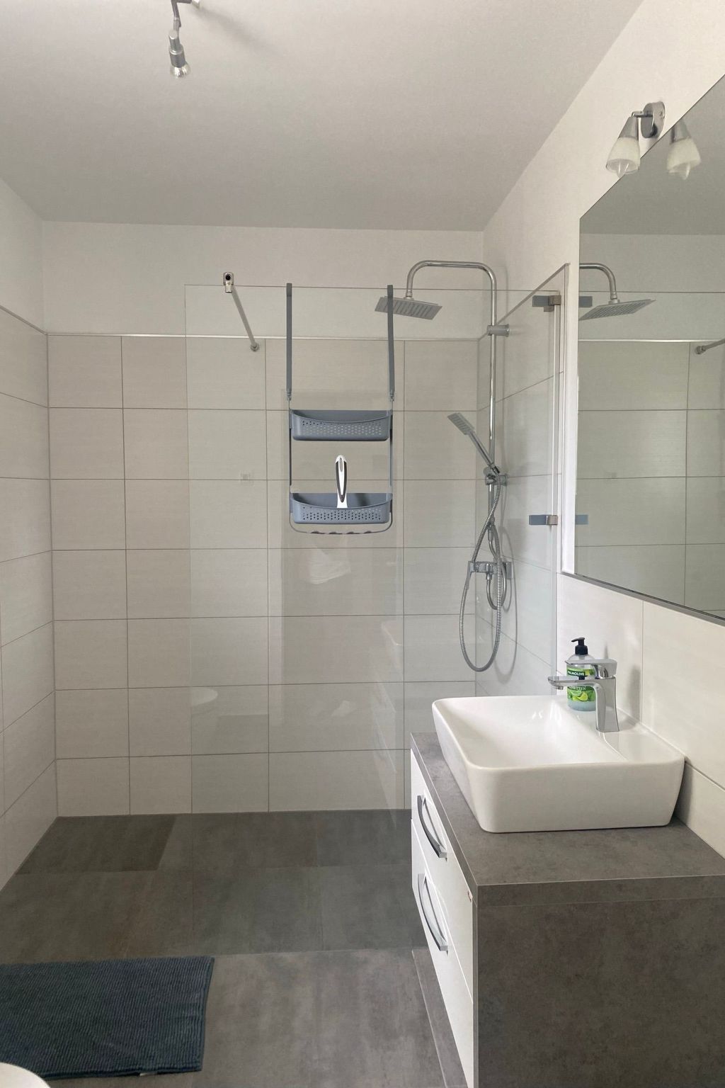 Großes Ferienhaus zur alleinigen Nutzung mit Pool-Binnen