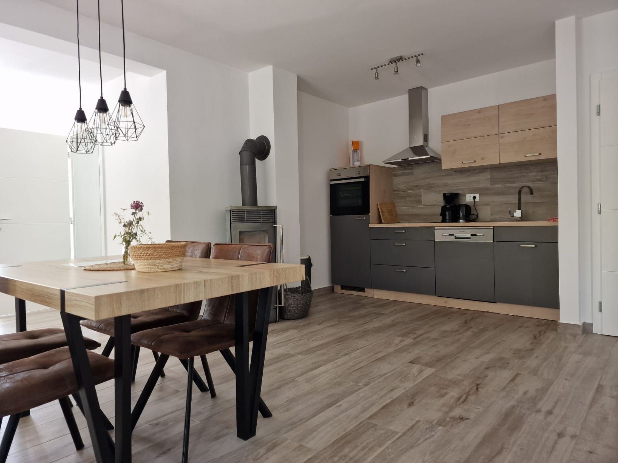 Großes Ferienhaus zur alleinigen Nutzung mit Pool-Binnen