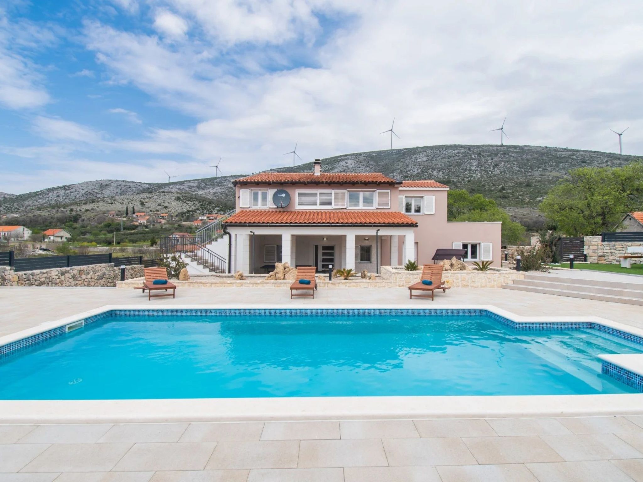 Villa Natura Piedra bei Sibenik-Drinnen