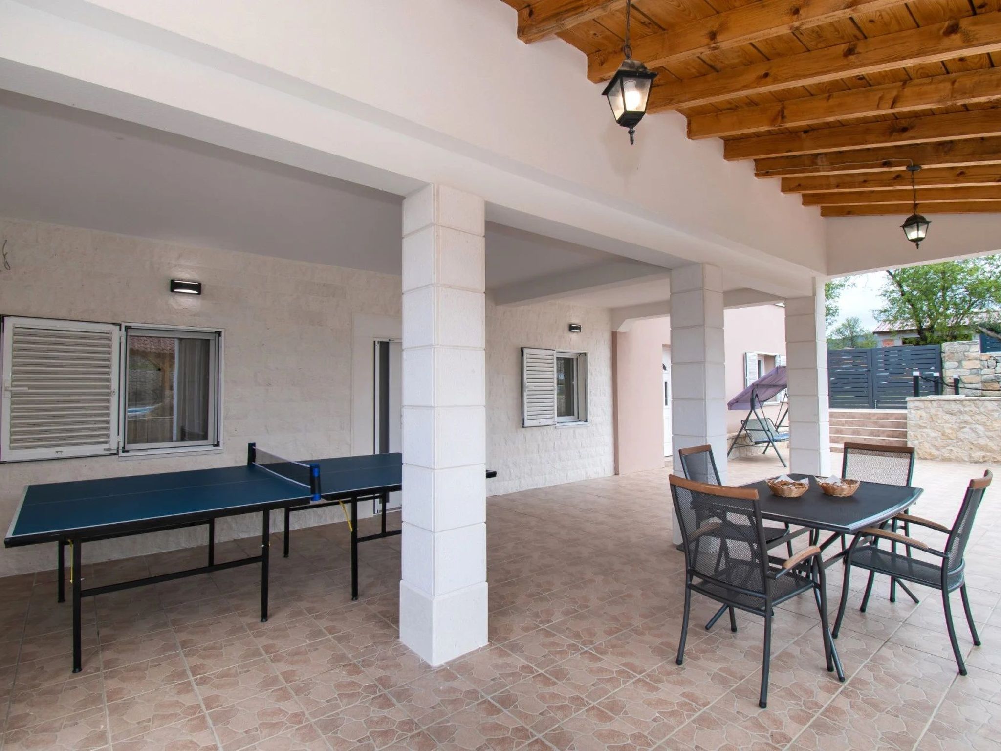 Villa Natura Piedra bei Sibenik-Drinnen