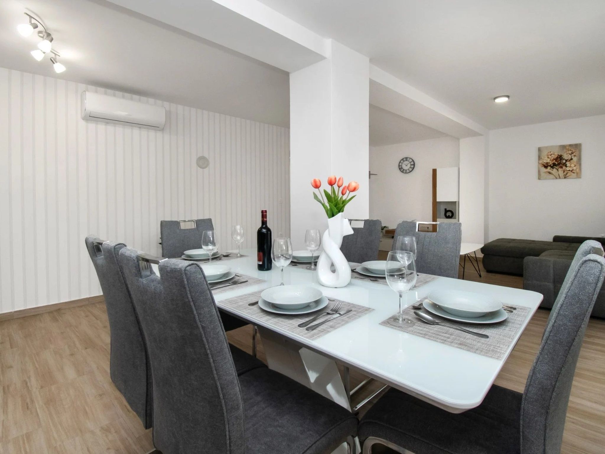 Villa Natura Piedra bei Sibenik-Drinnen