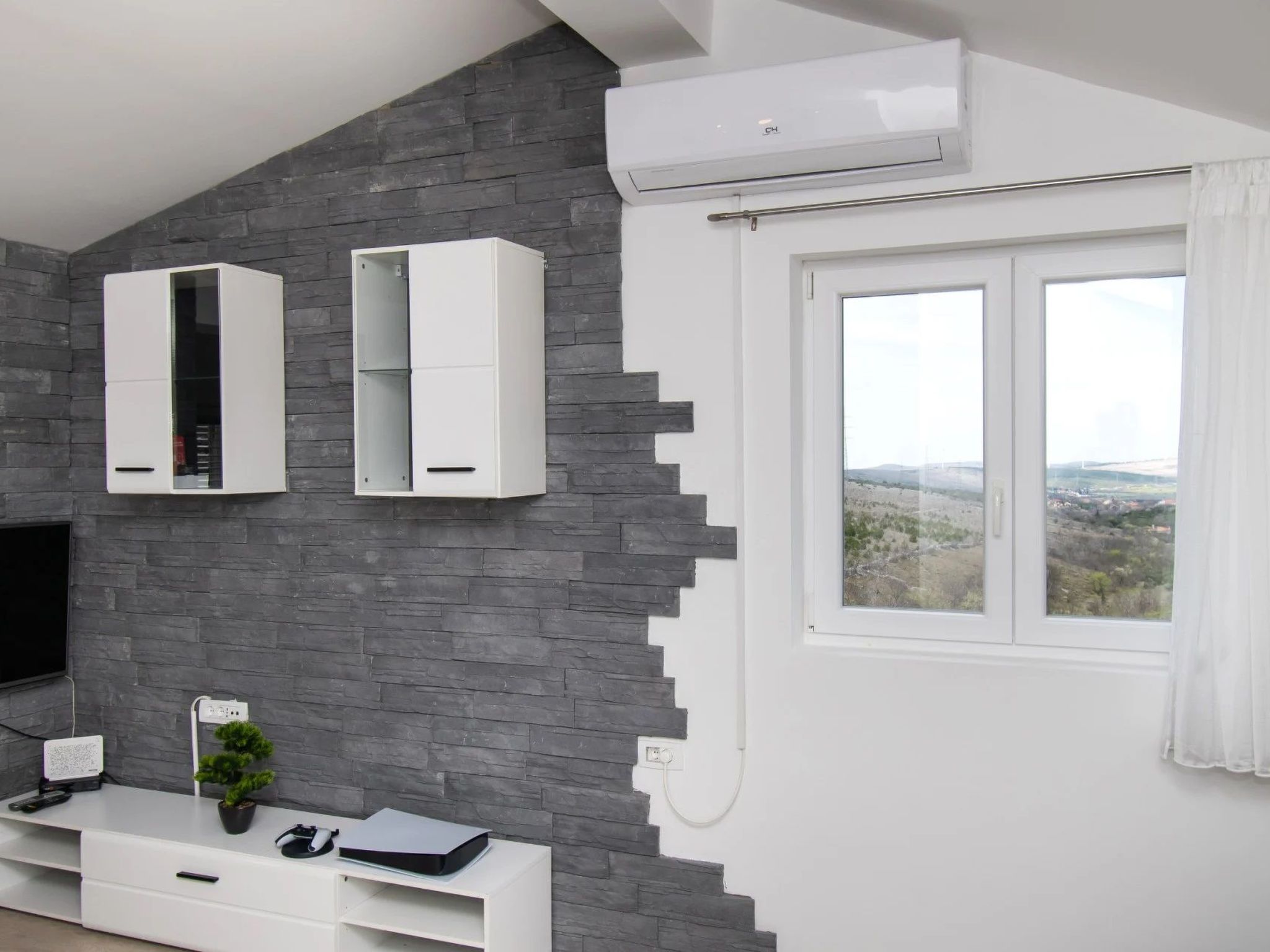 Villa Natura Piedra bei Sibenik-Drinnen