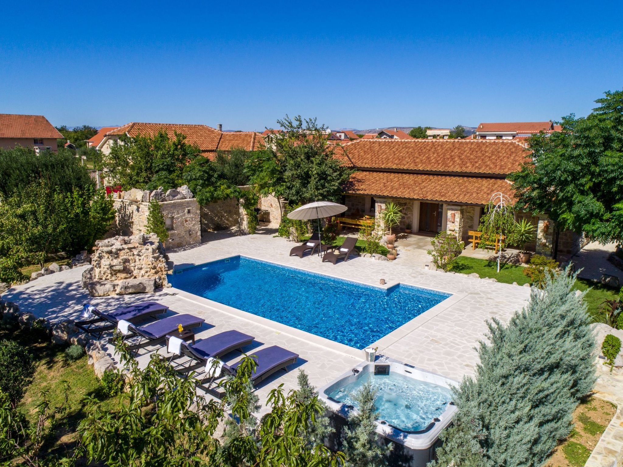 Villa Rustica is a delightful villa with a traditional and rustic touch situated in the village Čista Velika.In its nicely decorated interior Villa Rustica can accommodate up to 15 guests. Villa Rust..