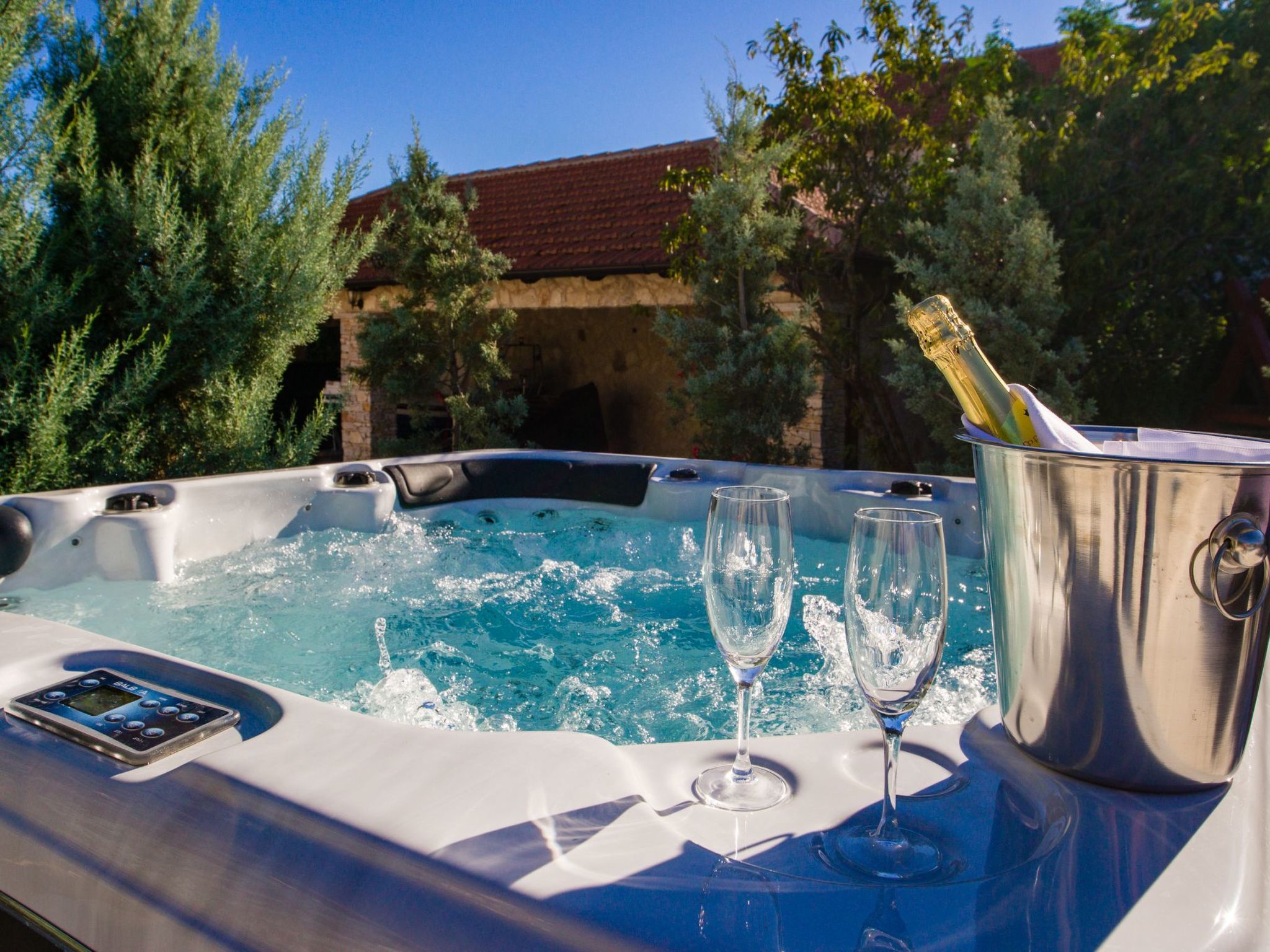 Villa Rustica mit traditionellem und rustikalem Touch