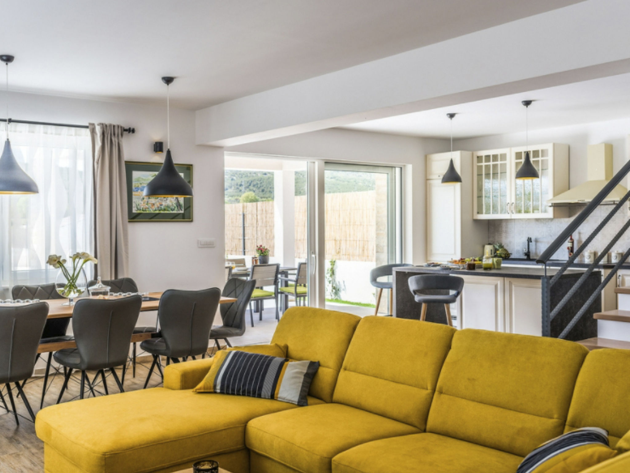 Villa Juhuhu in Dubrava kod Sibenik-Inside