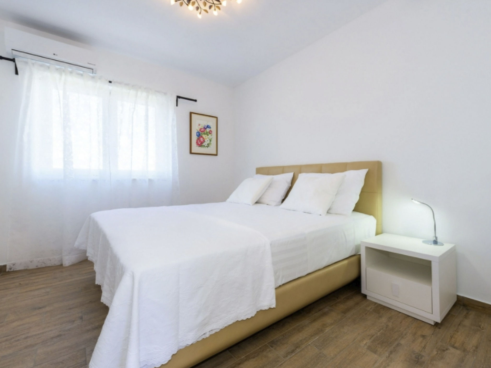 Villa Juhuhu in Dubrava kod Sibenik-Inside