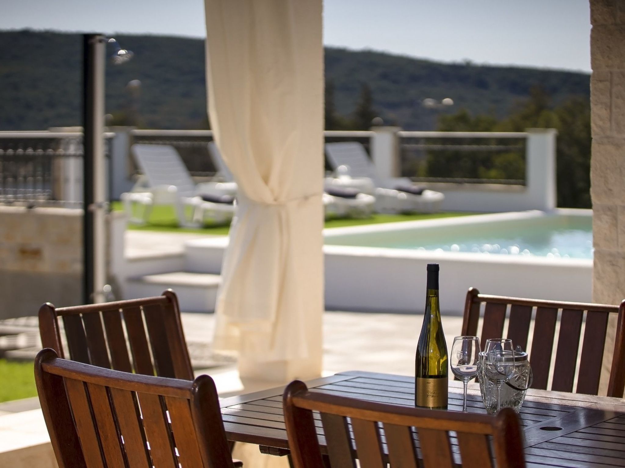 Villa Whitestone bei Šibenik-Binnen