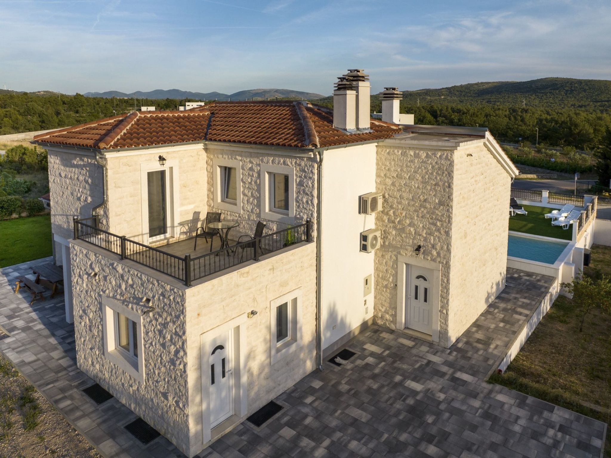 Villa Whitestone bei Šibenik-Binnen
