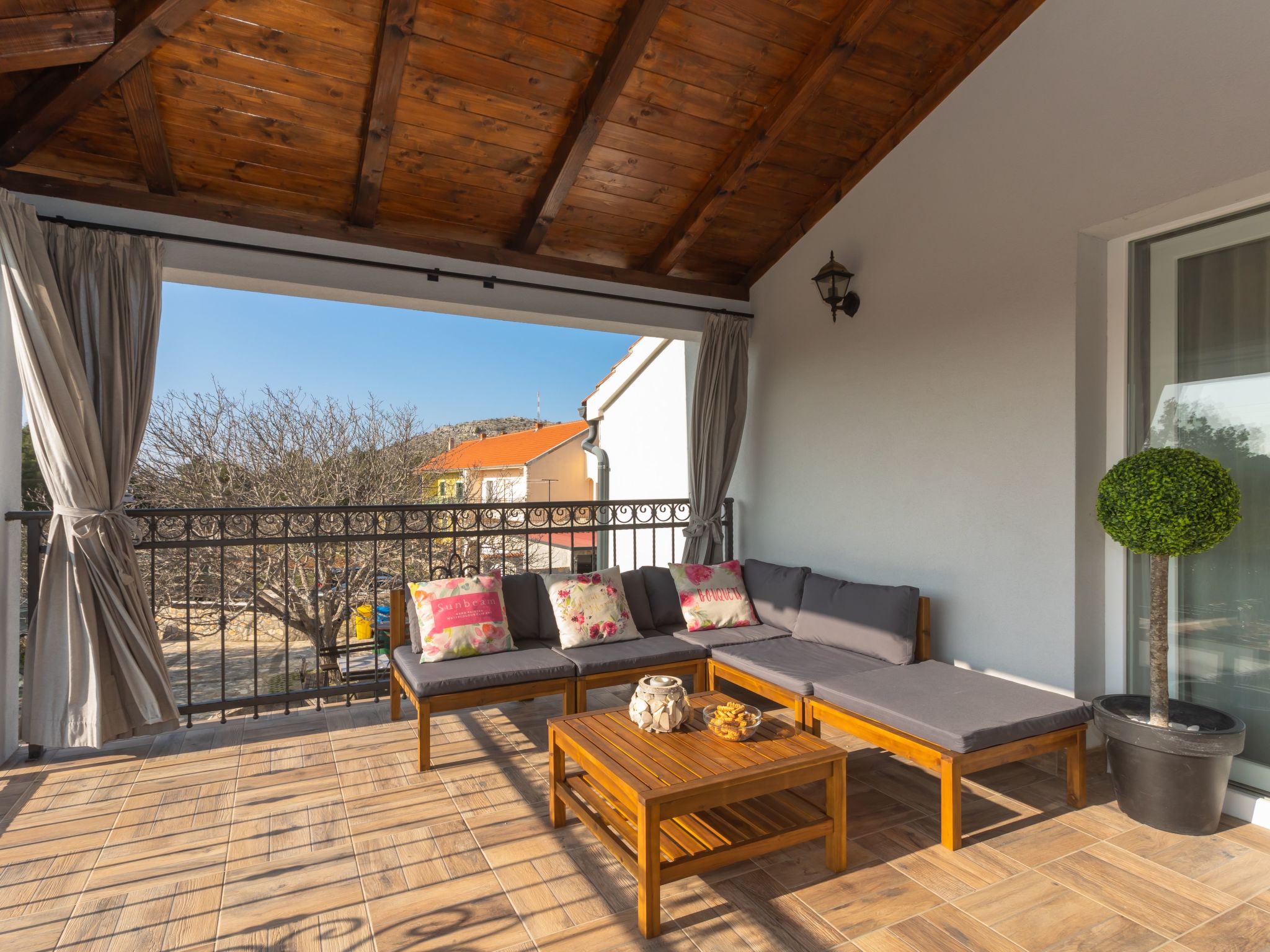 Villa FarAway in Dubrava kod Sibenik-Inside