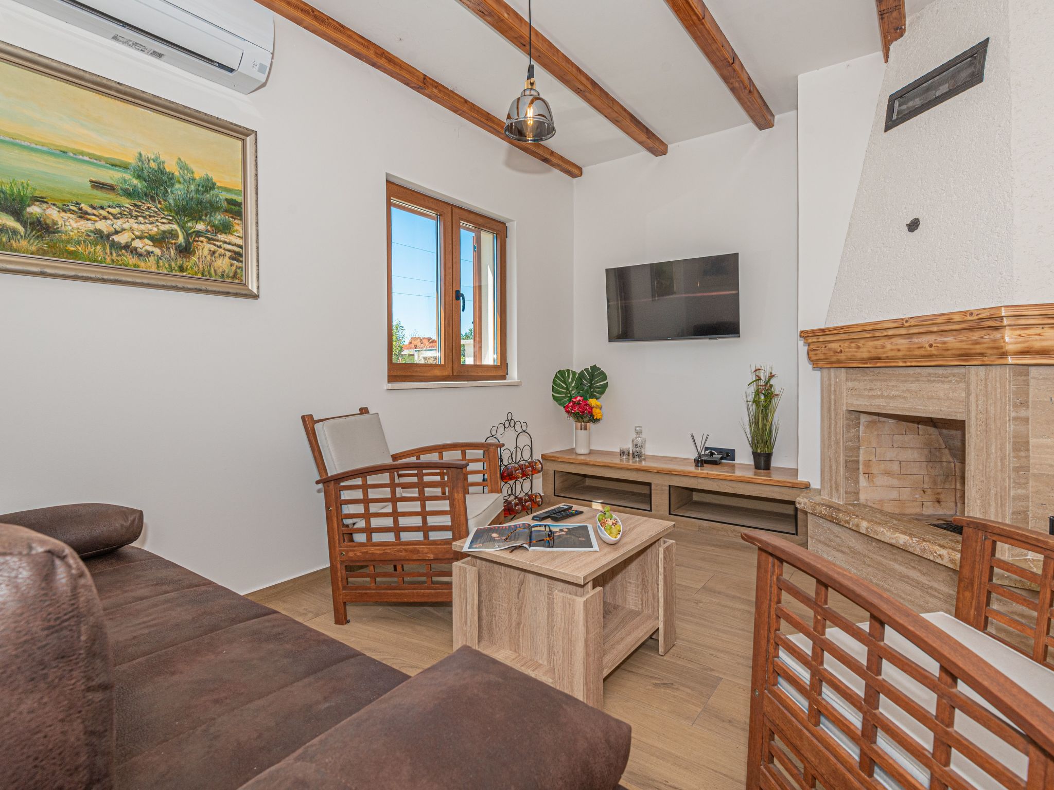 Unknown Accommodation-Binnen