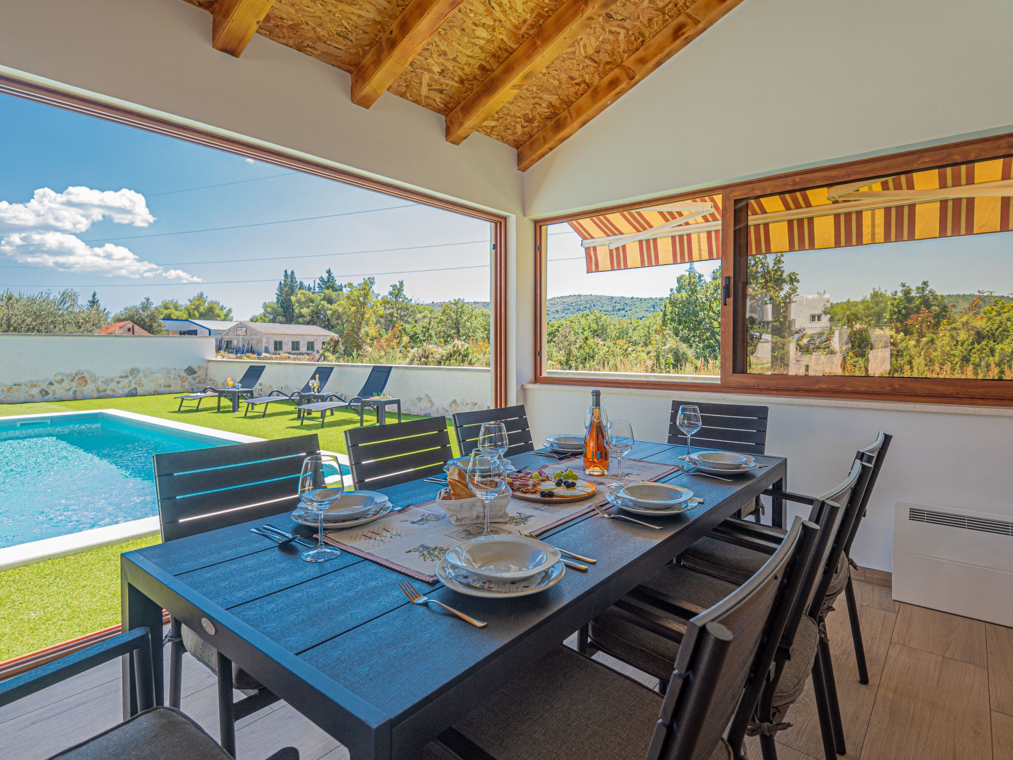 Unknown Accommodation-Binnen