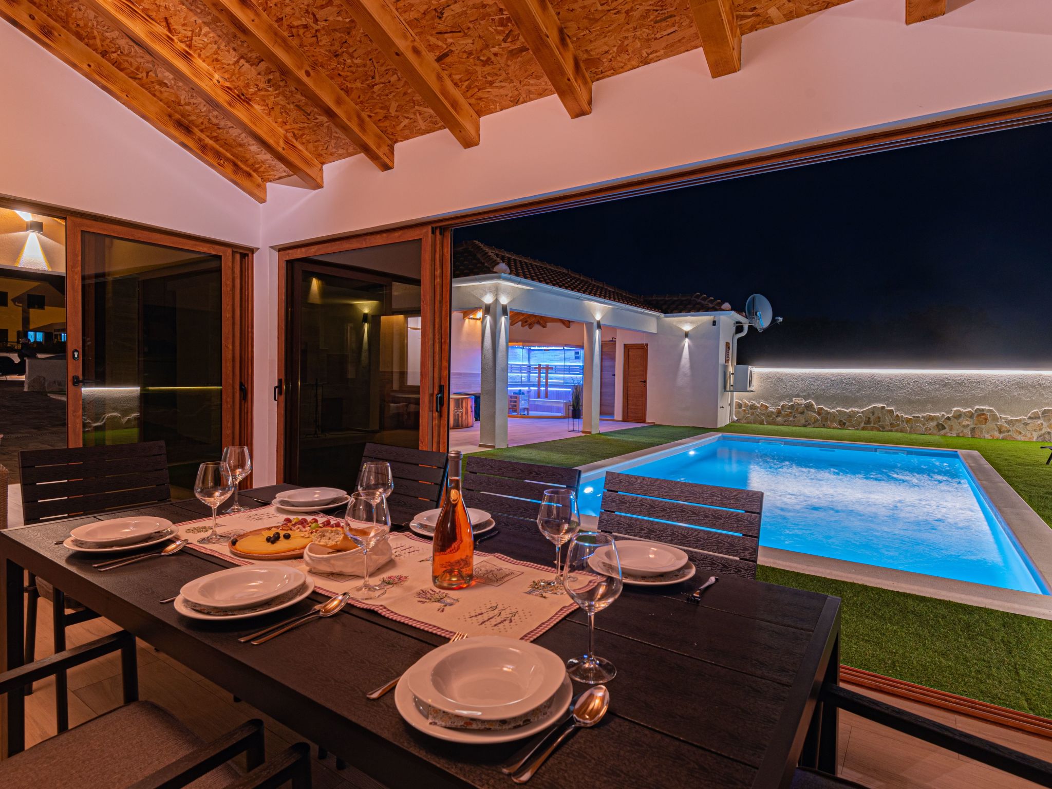 Unknown Accommodation-Binnen