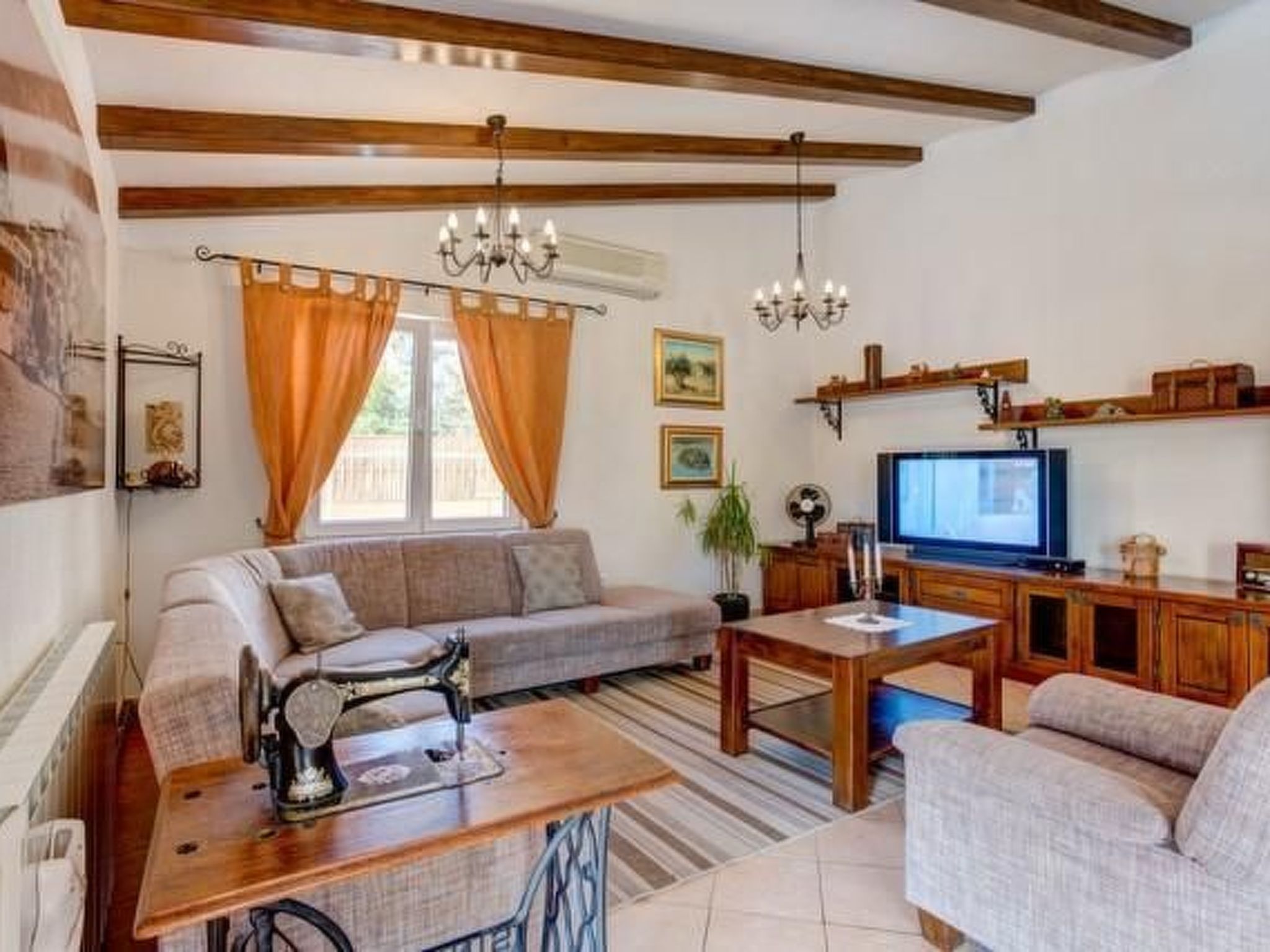 Villa "Bruna" mit privatem Pool-Binnen