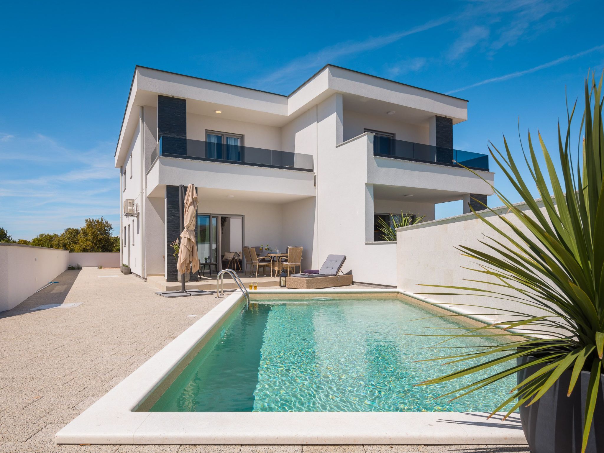 Mit Privatpool für 7 Personen ca. 119 m&sup2; in Jadrija, Dalmatien (Gespanscha-Image-tags.info