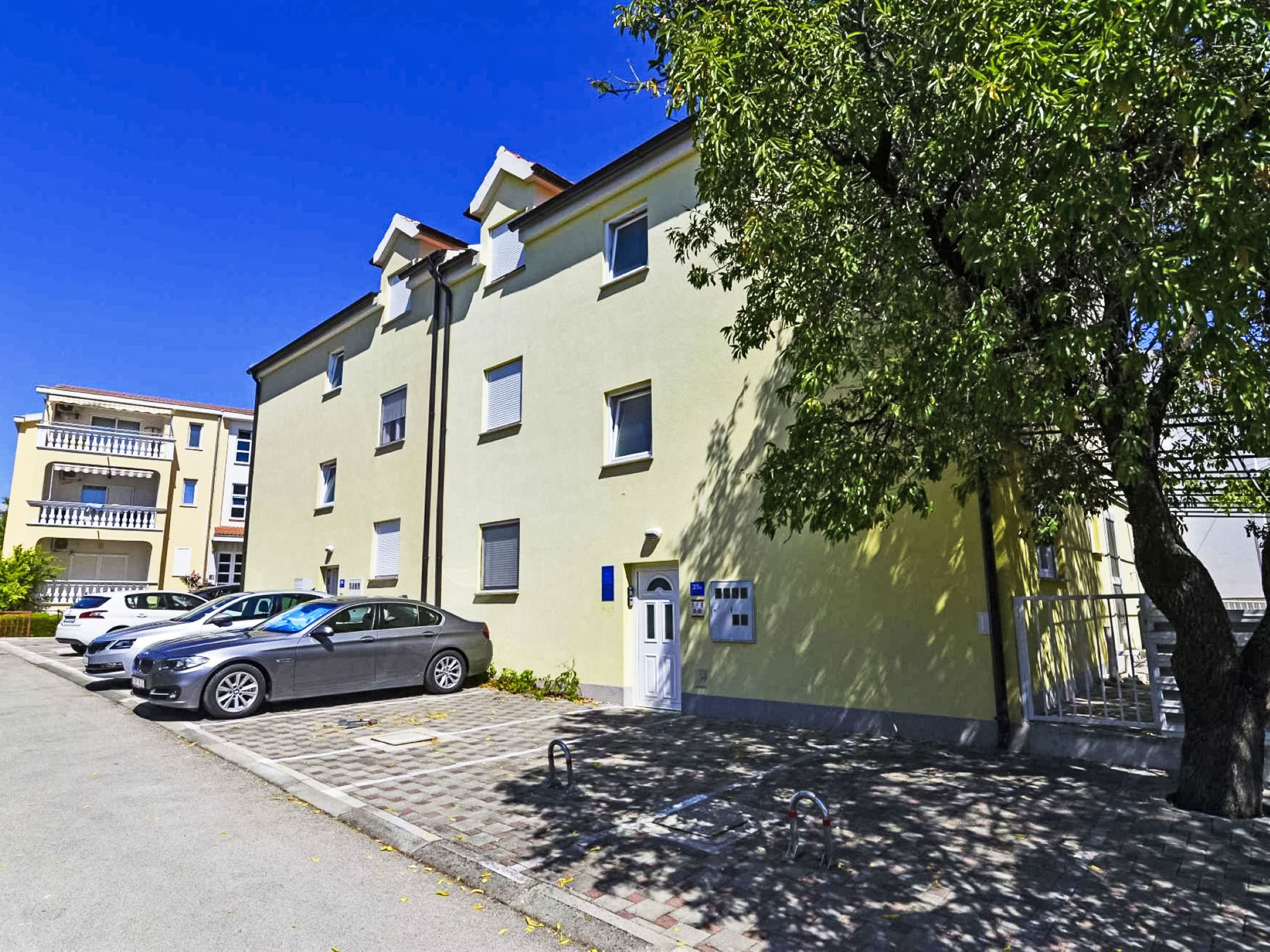 Apartman Amix 2 - Buiten