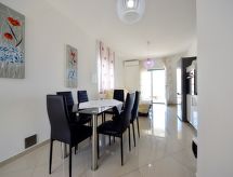 Appartement 5 aan Zee in Brodarica – Strand 80m, Zwembad & Privétuin - thumbnail 6