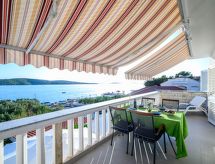 Wohnung mit Blick auf das Wasser