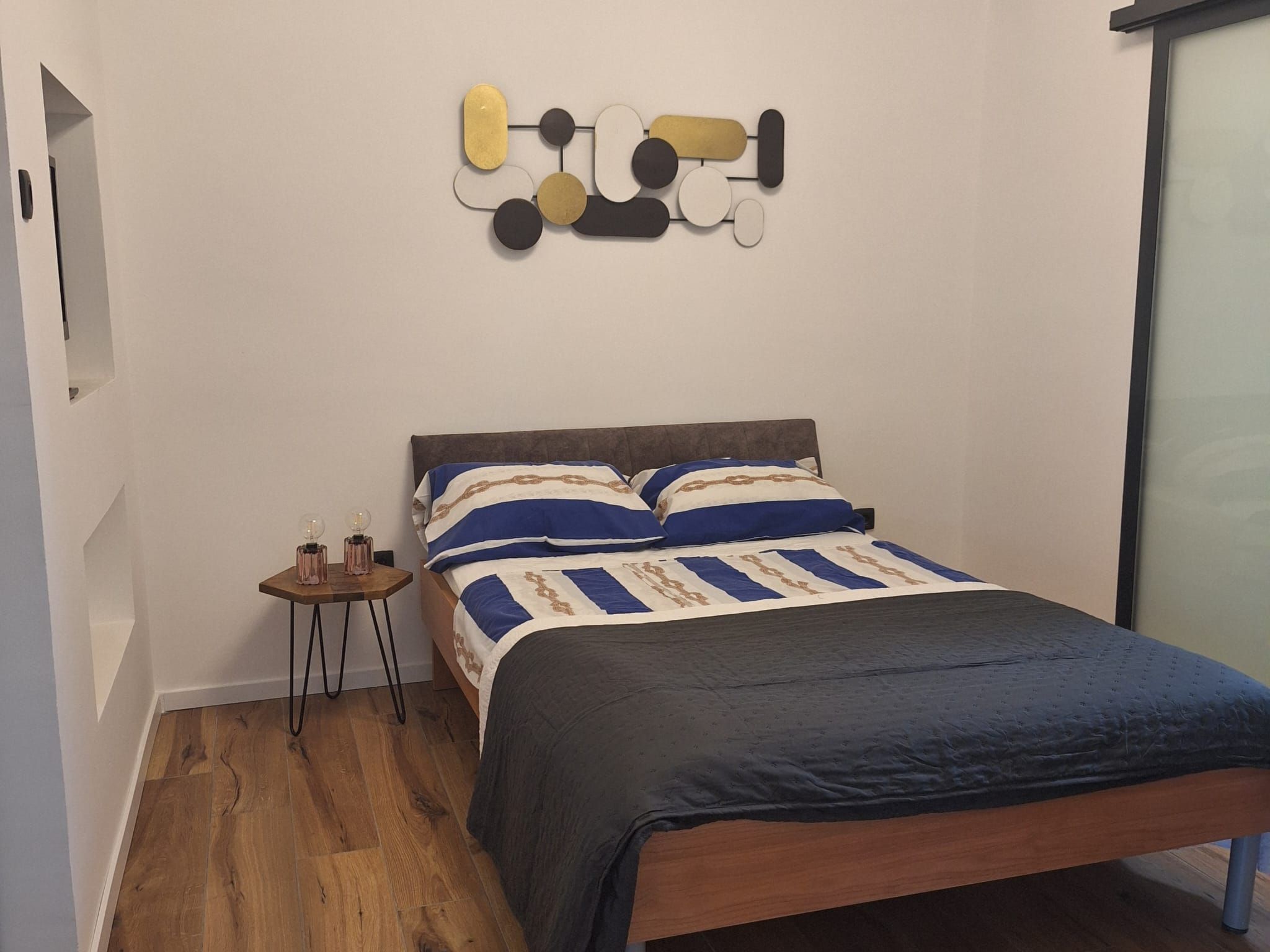 Studio für zwei Personen im Erdgeschoss-Drinnen