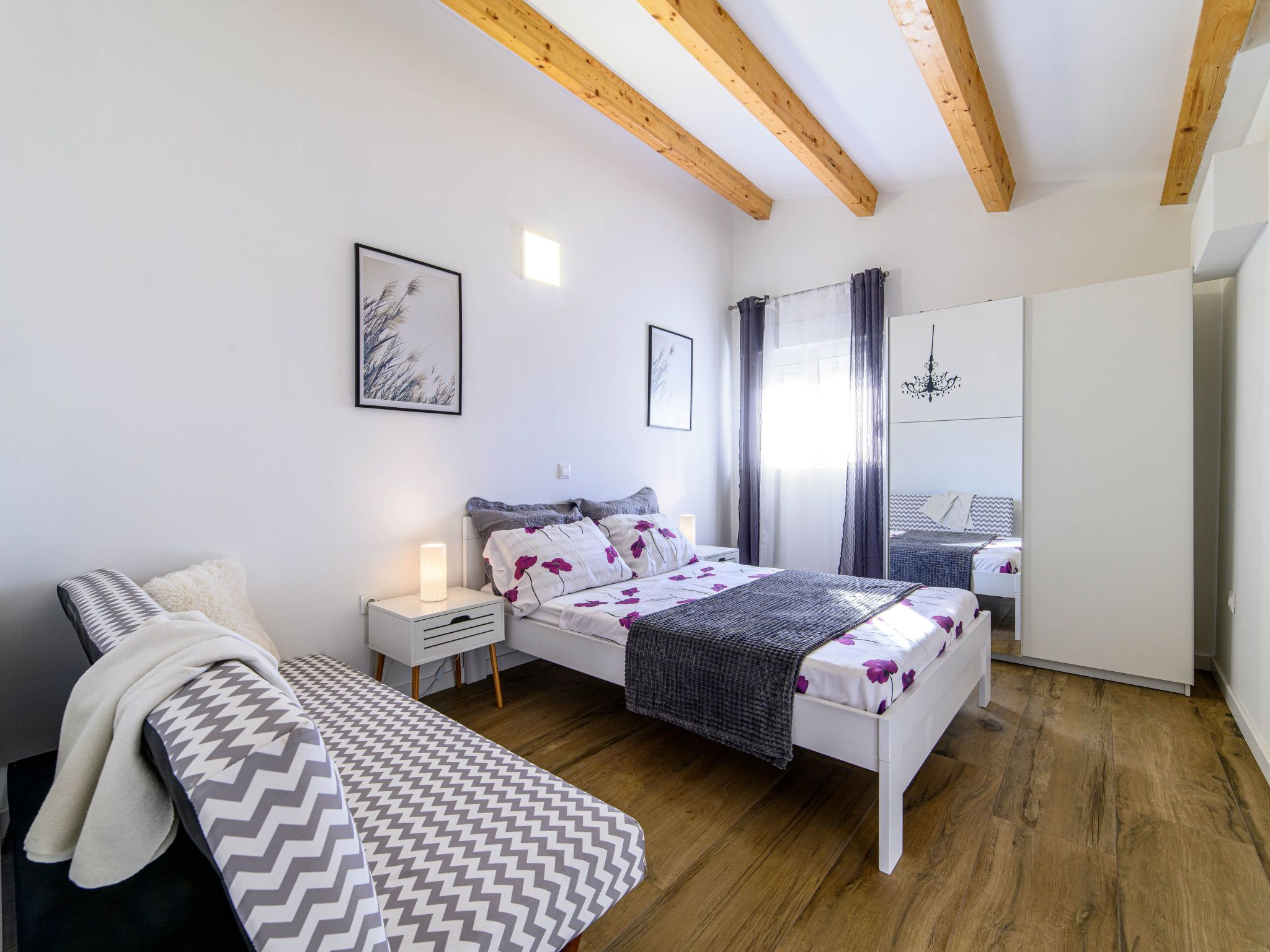 Wohnung in Šibenik mit privatem Parkplatz