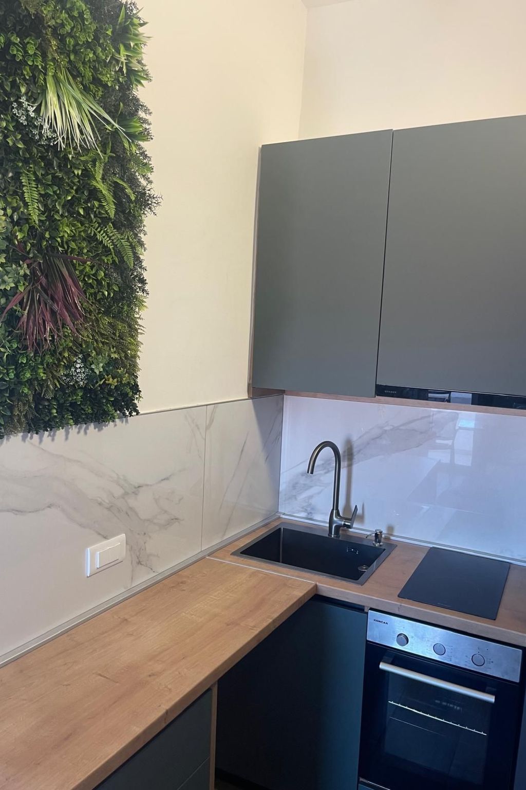 Wohnung in Šibenik mit privatem Parkplatz-Drinnen