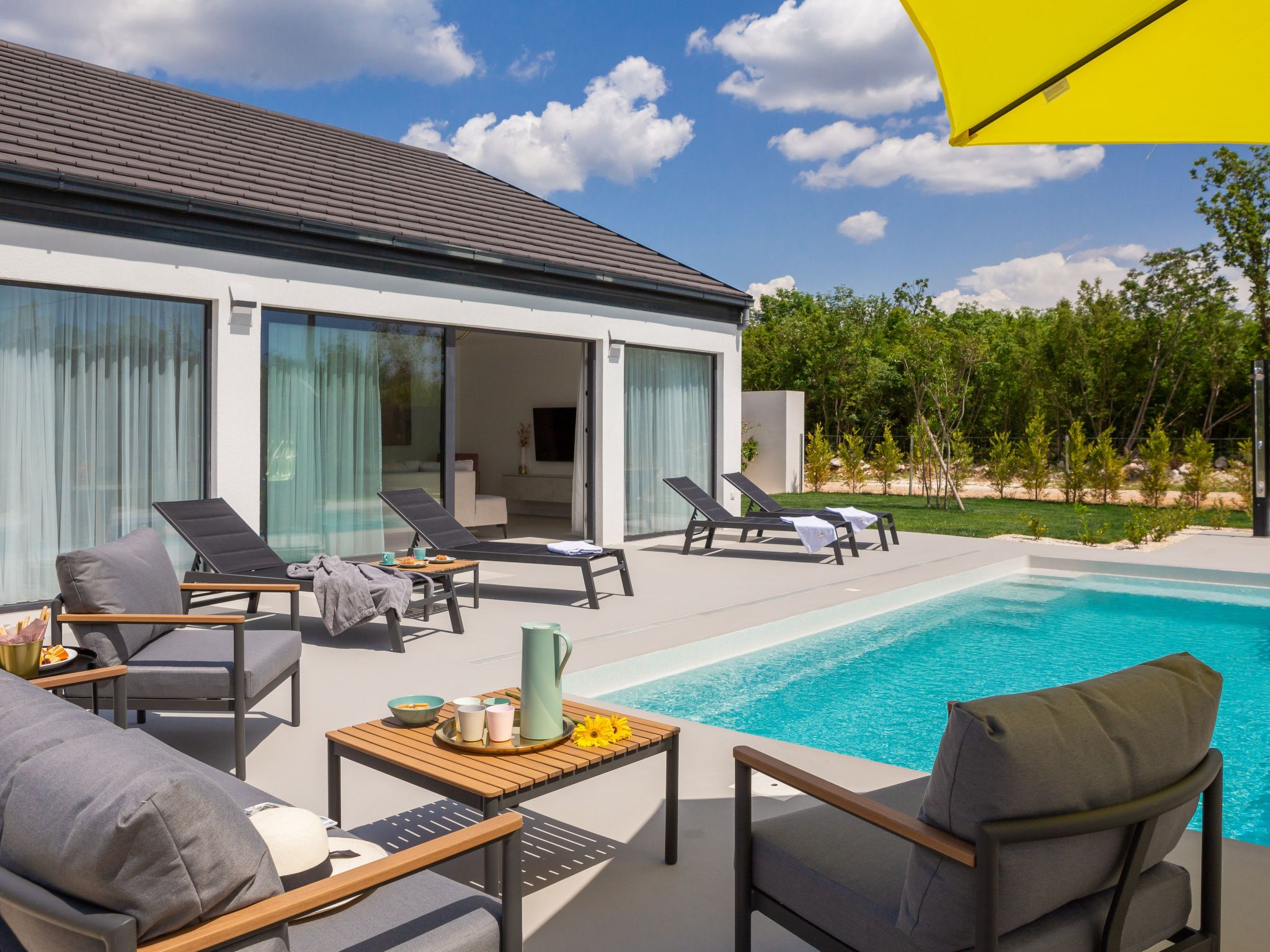 Vakantiehuis met privé zwembad in Sibenik (Kroatië) voor 3 personen