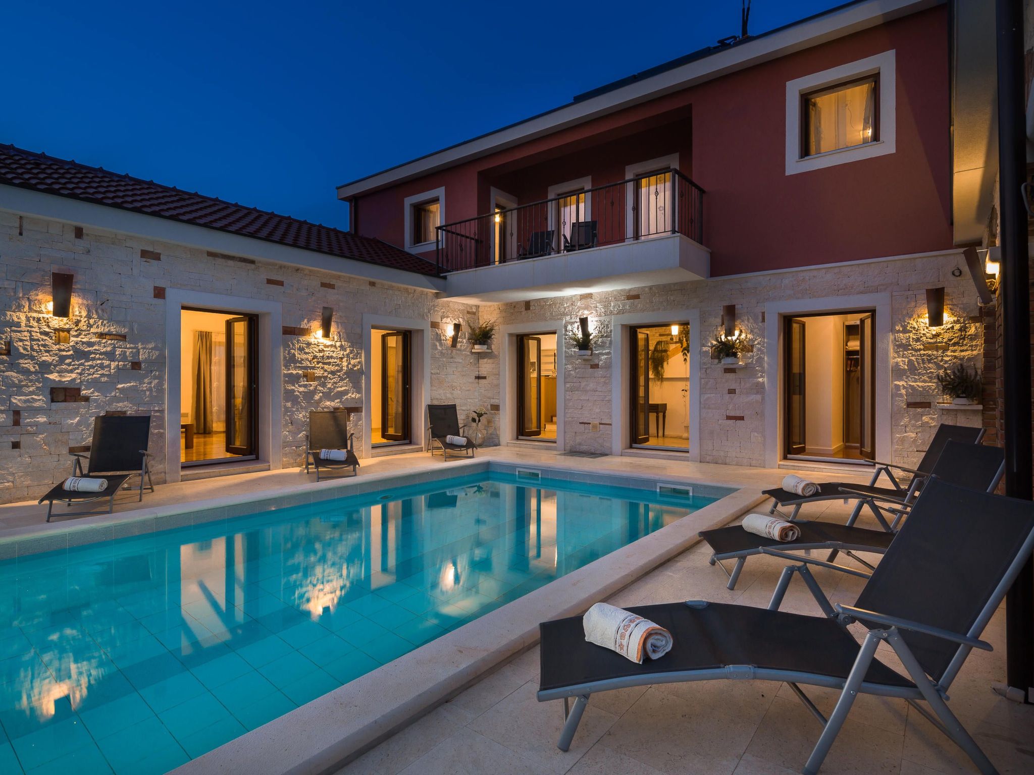 Villa Mittelmeer Paradies-Drinnen