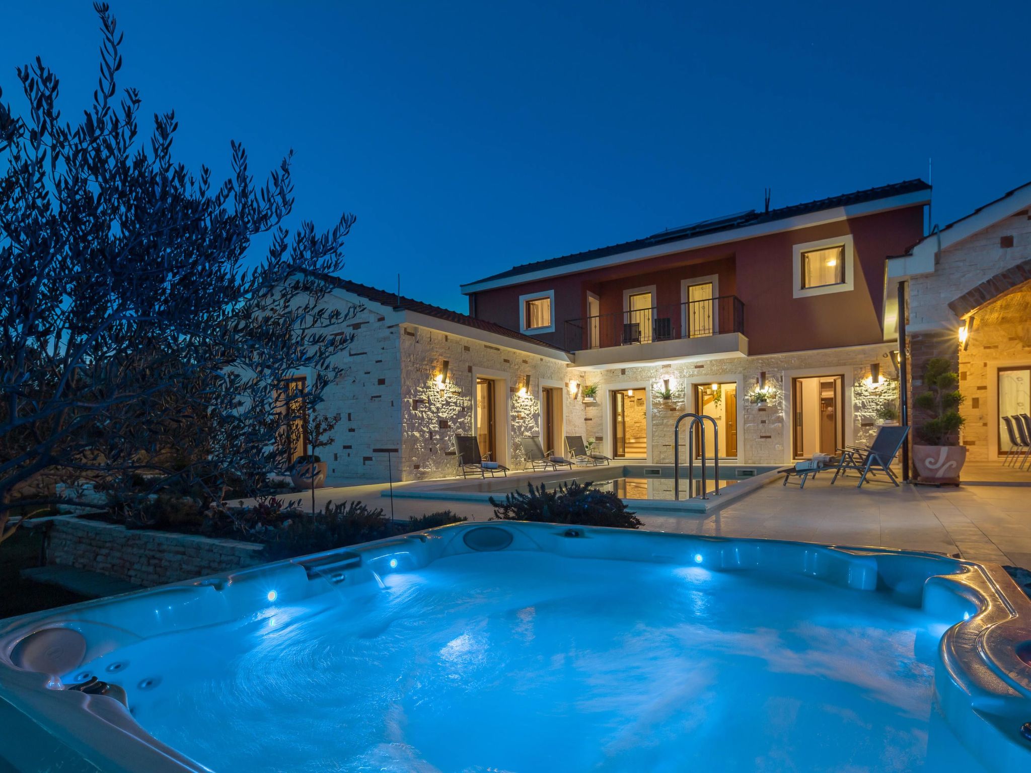 Villa Mittelmeer Paradies-Drinnen