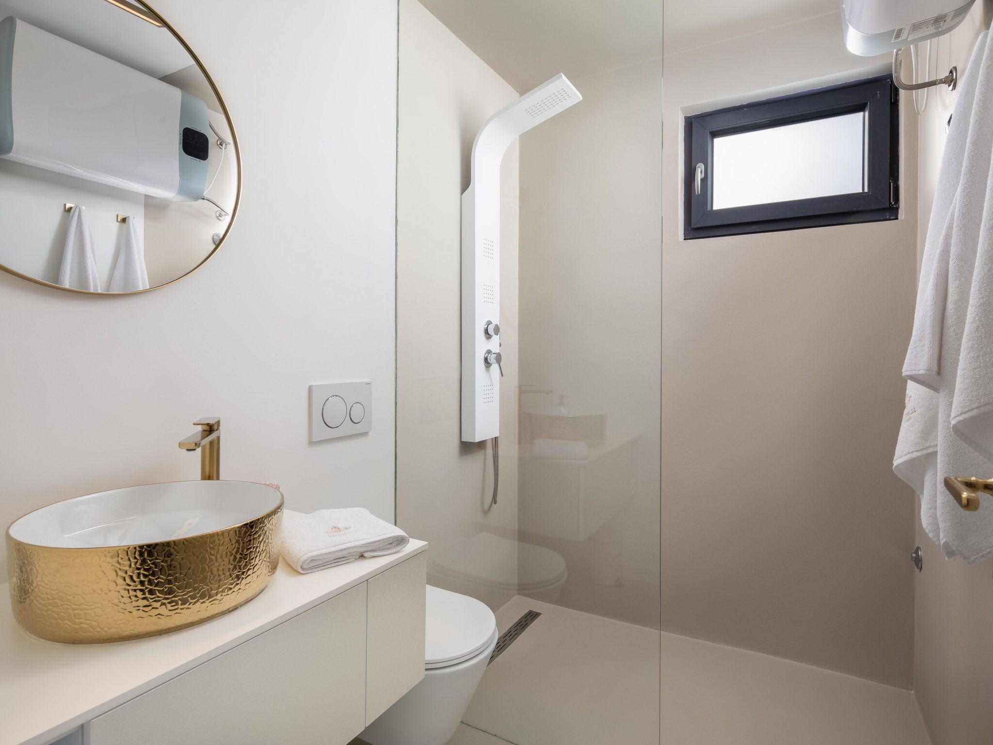 Villa Lu in Oklaj-Image-tags.info