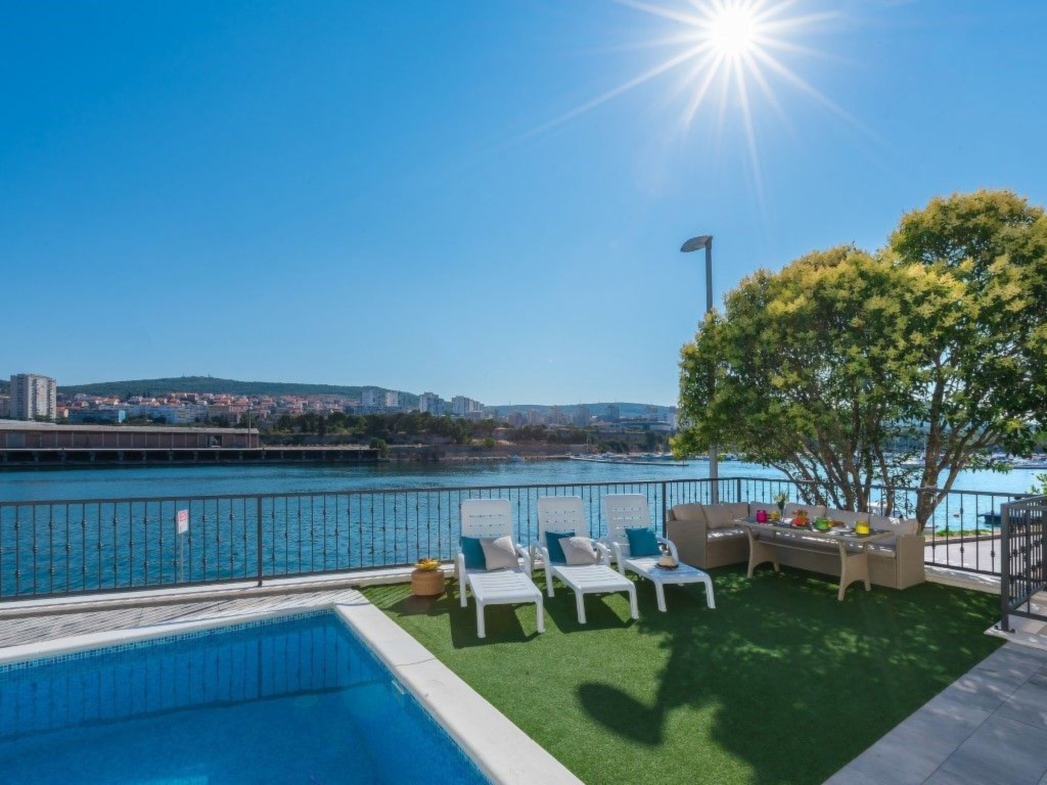 Villa Mandalina mit Pool und herrlichem Meerblick-Binnen