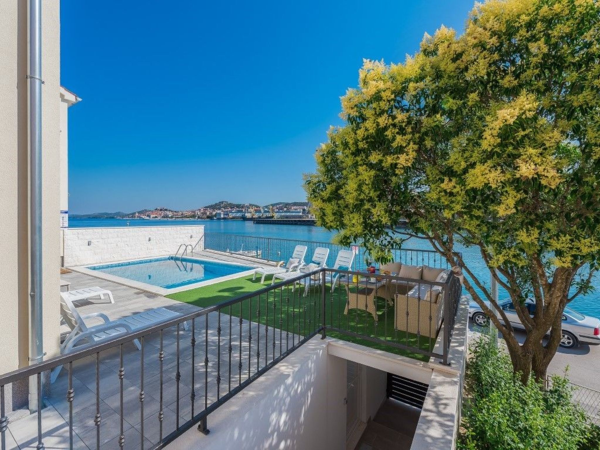 Villa Mandalina mit Pool und herrlichem Meerblick-Binnen