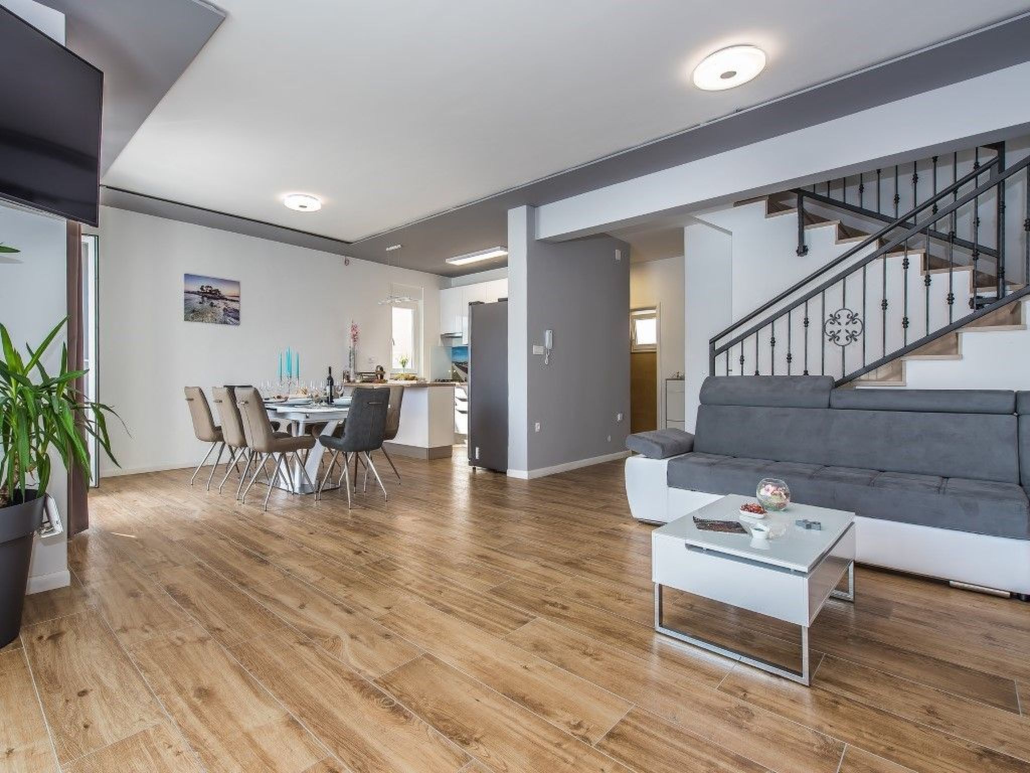 Villa Mandalina mit Pool und herrlichem Meerblick-Binnen