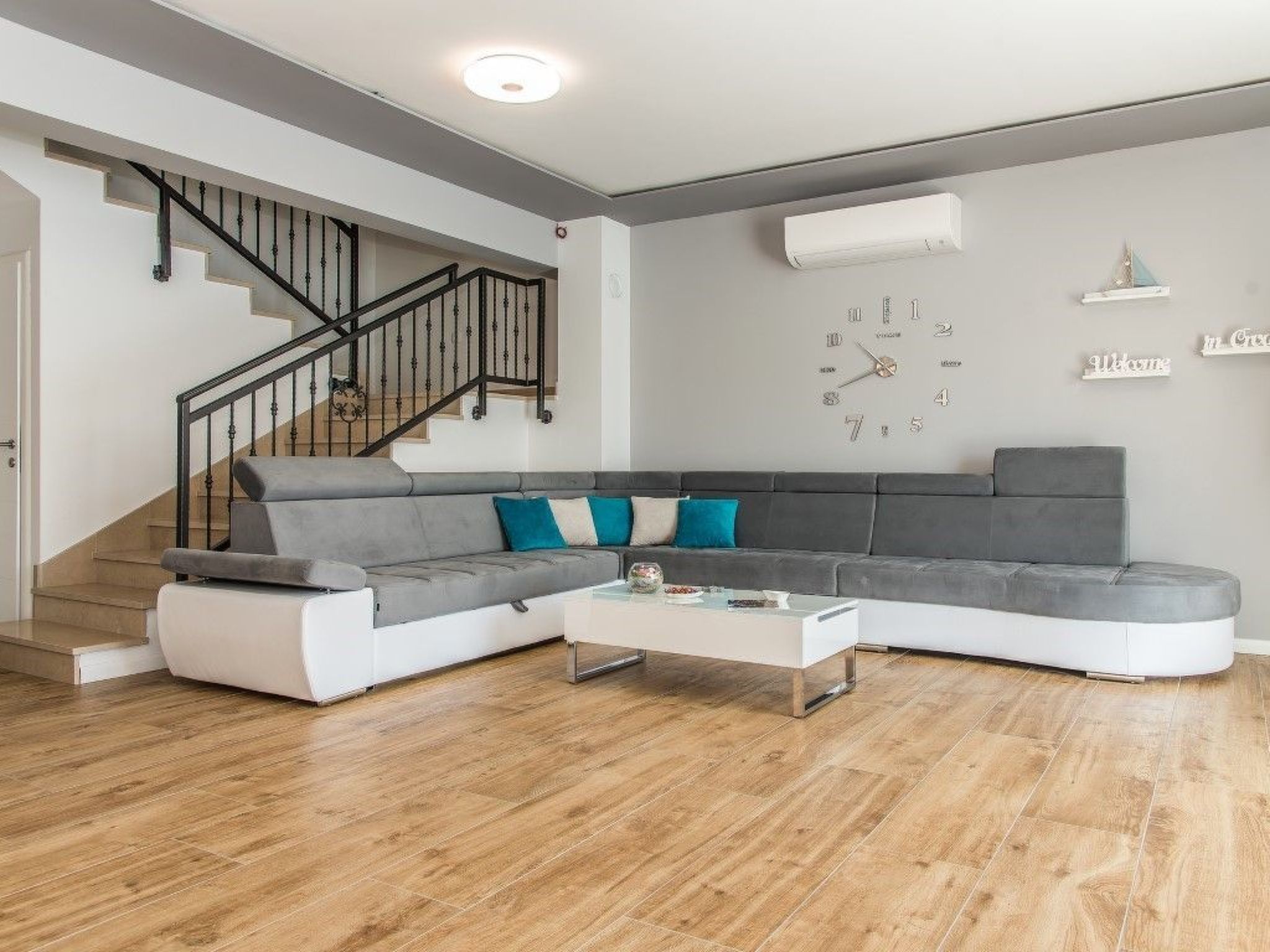 Villa Mandalina mit Pool und herrlichem Meerblick-Binnen